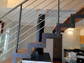 Scala su Misura legno  ferro e acciaio 